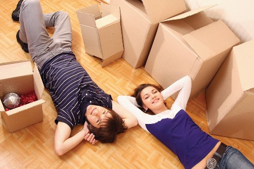 Careful loading and transport by movers in Richmond upon Thames