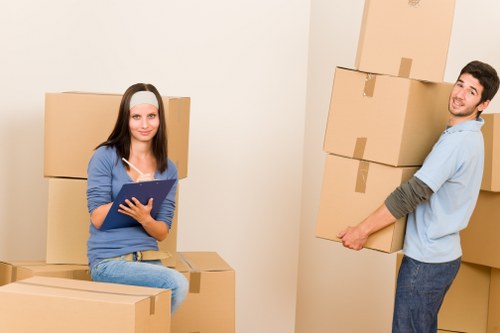 Packing and furniture handling for a flat move in Richmond upon Thames
